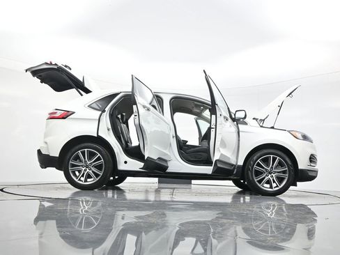 Used 2024 Ford Edge Titanium w/ Equipment Group 301A AWD/4WD image 57