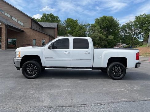 Used 2012 Chevrolet Silverado 2500 LT w/ Custom Sport Truck Package AWD/4WD image 2