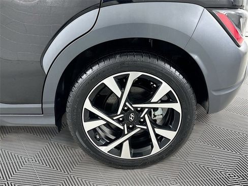 Used 2023 Hyundai Kona Limited image 20