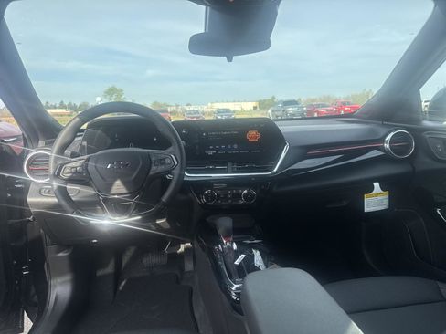 New 2026 Chevrolet Trax RS w/ Driver Confidence Package image 11