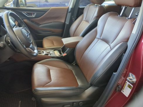 Used 2022 Subaru Forester Touring AWD/4WD image 24