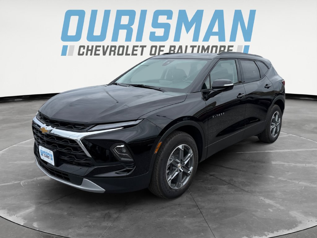 New 2026 Chevrolet Blazer LT w/ Sound & Technology Package AWD/4WD image 2