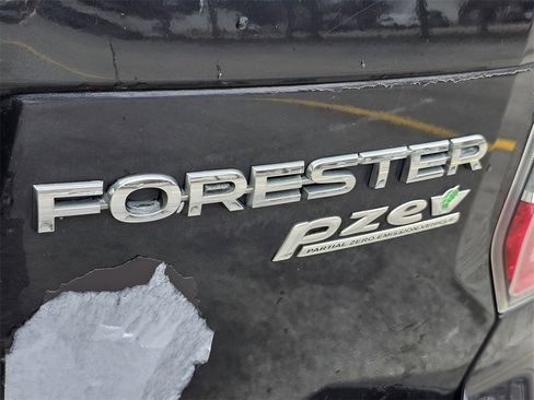 Used 2015 Subaru Forester 2.5i Limited w/ Protection Package #2 image 12