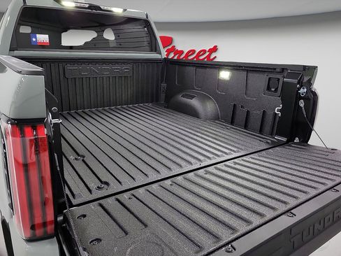 New 2026 Toyota Tundra Platinum AWD/4WD image 7
