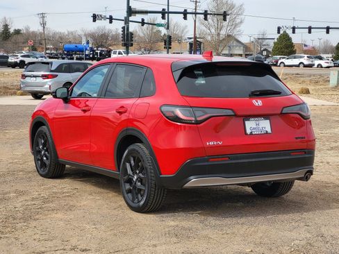 Used 2024 Honda HR-V Sport image 4