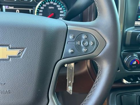 Used 2015 Chevrolet Silverado 2500 High Country w/ Duramax Plus Package AWD/4WD image 28