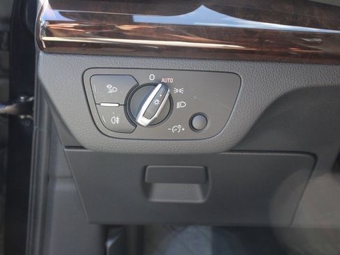 Used 2018 Audi Q5 2.0T Premium Plus w/ Premium Plus Package image 20