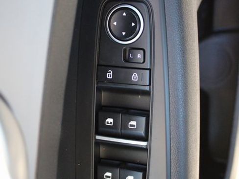 Certified 2024 Kia Forte LXS image 9