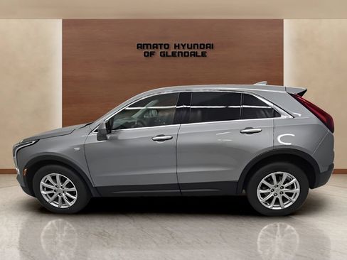 Used 2023 Cadillac XT4 Luxury FWD image 3