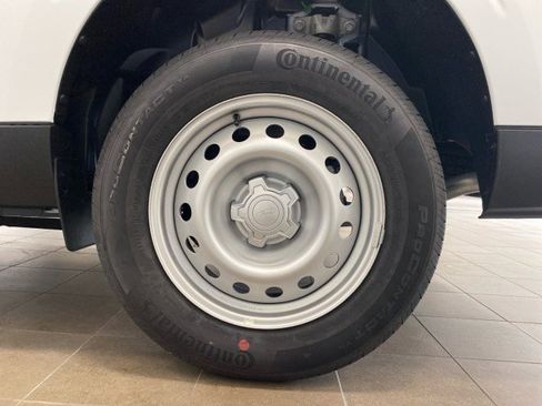 New 2025 Ford Maverick XL w/ Equipment Group 101A image 47