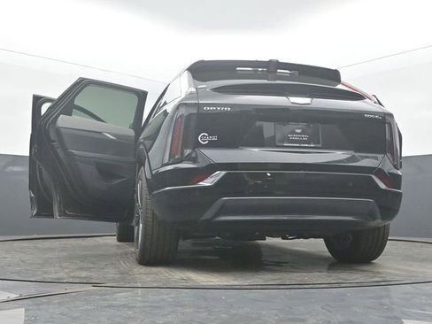 New 2026 Cadillac Optiq Sport 2 w/ LPO, Floor Liner Package image 60