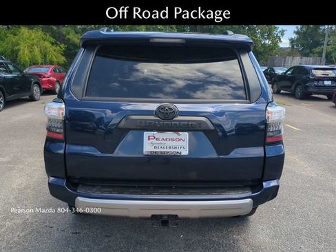 Used 2021 Toyota 4Runner TRD Off-Road Premium w/ Moonroof Package AWD/4WD image 5