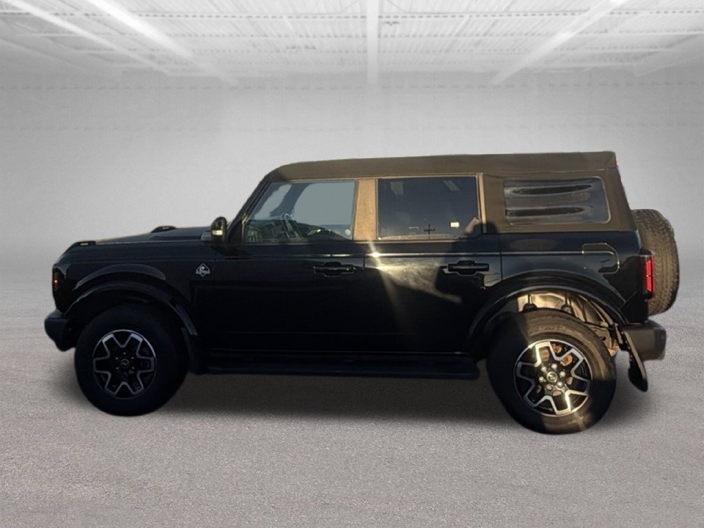 Used 2023 Ford Bronco Outer Banks AWD/4WD image 6