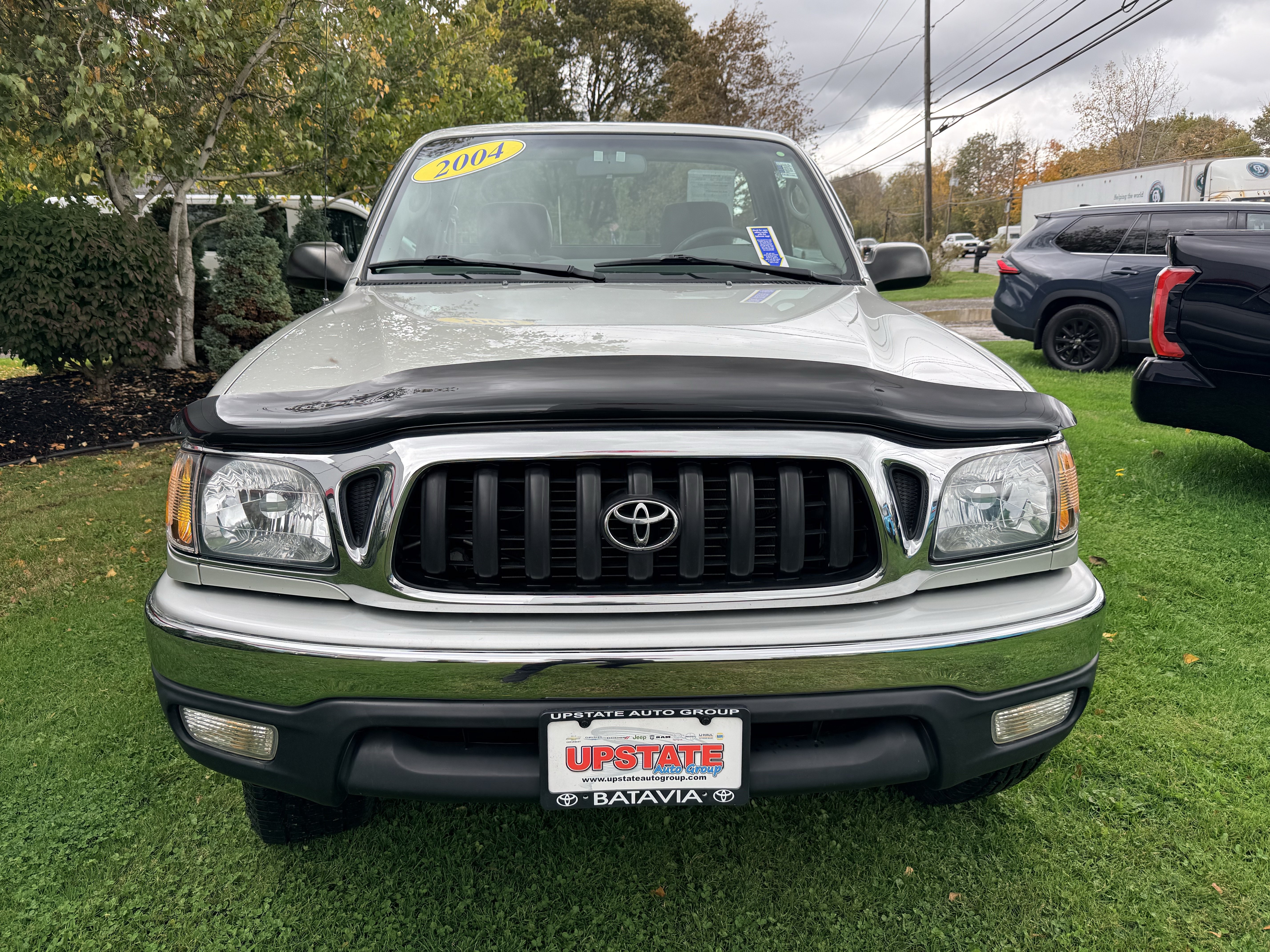 Used 2004 Toyota Tacoma 4x4 Regular Cab image 2