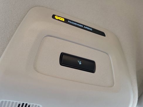 New 2026 Ford Transit 150 148 Medium Roof w/ Load Area Protection Package image 19