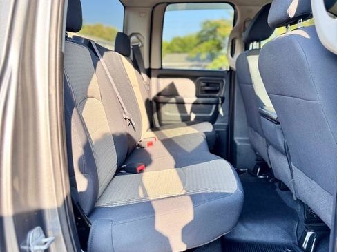 Used 2009 Dodge Ram 1500 Truck ST w/ ST Popular Equipment Group AWD/4WD image 17