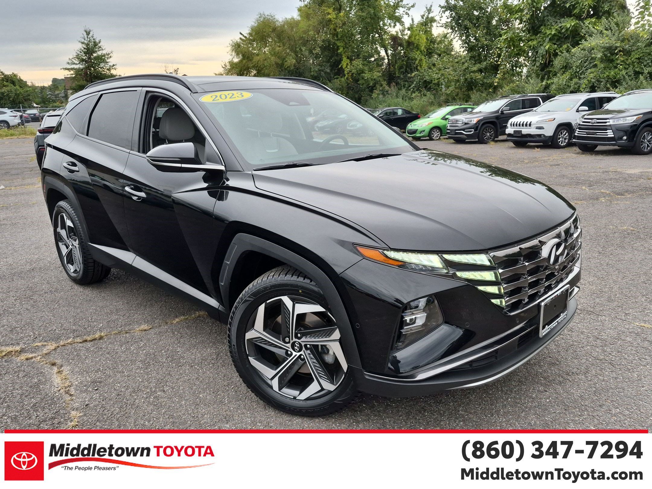 Used 2023 Hyundai Tucson Limited w/ Cargo Package AWD/4WD image 1