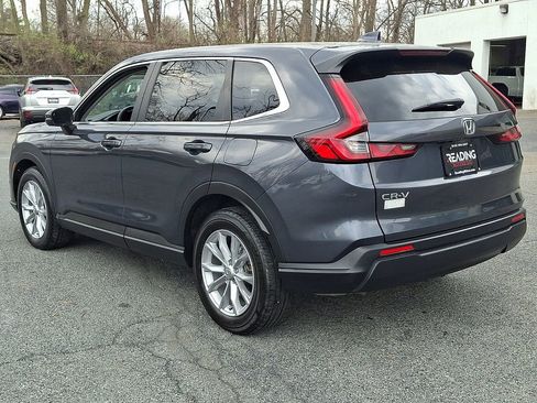 Used 2024 Honda CR-V EX image 7