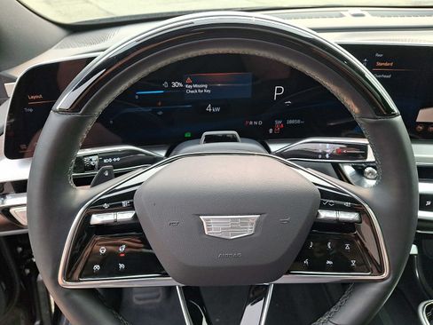 Used 2024 Cadillac Lyriq Luxury AWD/4WD image 20