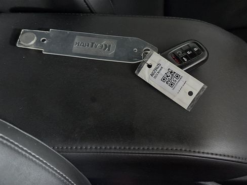 Used 2023 Honda Accord Touring image 33