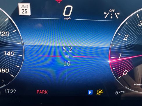 New 2026 Mercedes-Benz GLB 250 4MATIC image 11