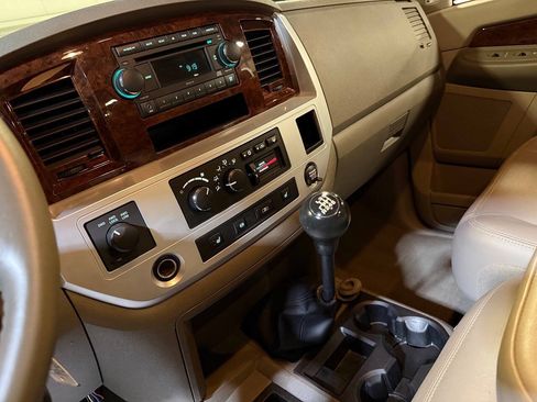 Used 2008 Dodge Ram 3500 Truck Laramie w/ Trailer Tow Group AWD/4WD image 2