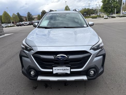 Used 2025 Subaru Outback Touring XT w/ Tech Package 2 image 9