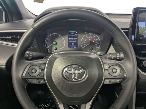 Used 2024 Toyota Corolla Cross AWD Hybrid image 15