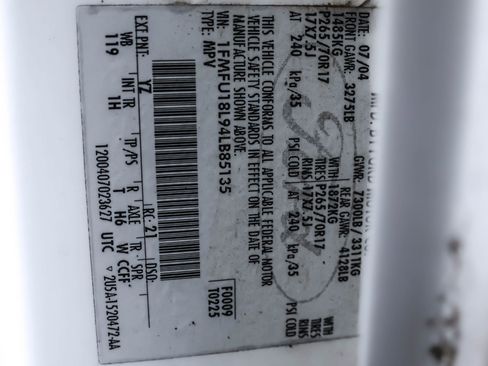 Used 2004 Ford Expedition Eddie Bauer image 16