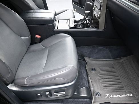 Used 2021 Lexus GX 460 Premium image 29