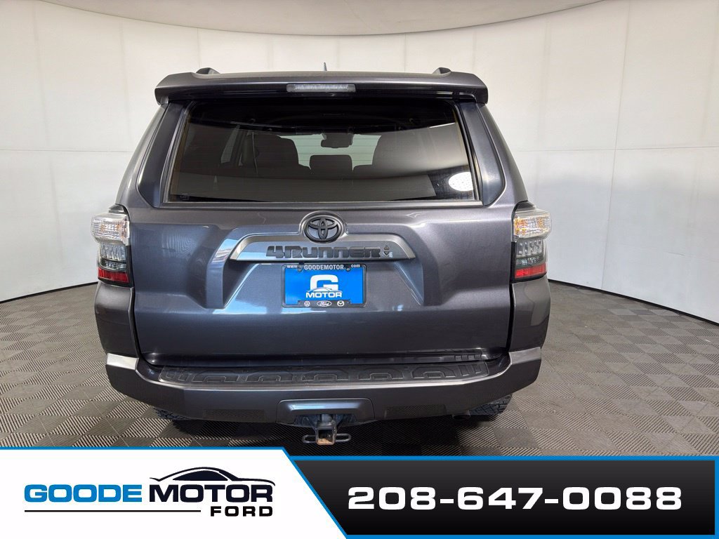 Used 2023 Toyota 4Runner SR5 AWD/4WD image 6