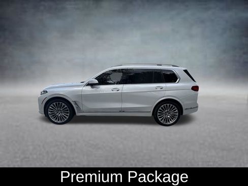 Used 2020 BMW X7 xDrive40i w/ Premium Package AWD/4WD image 4