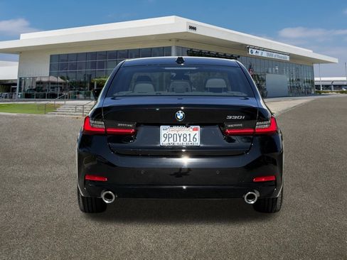 Used 2025 BMW 330i Sedan w/ Convenience Package image 10