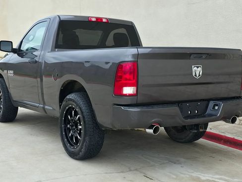 Used 2015 RAM 1500 Express RWD image 6