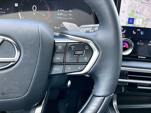 Used 2025 Lexus RX 350 Premium w/ Accessory Package (Z1) FWD image 23
