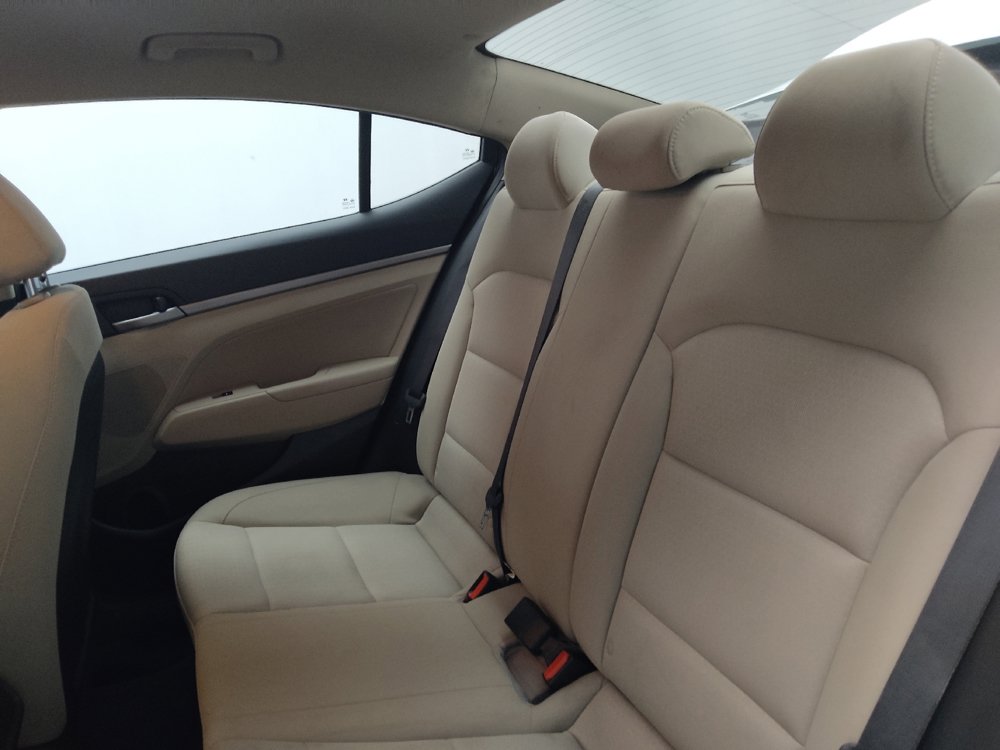 Used 2018 Hyundai Elantra SEL FWD image 18