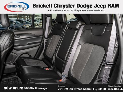 Used 2024 Jeep Grand Cherokee Altitude image 17