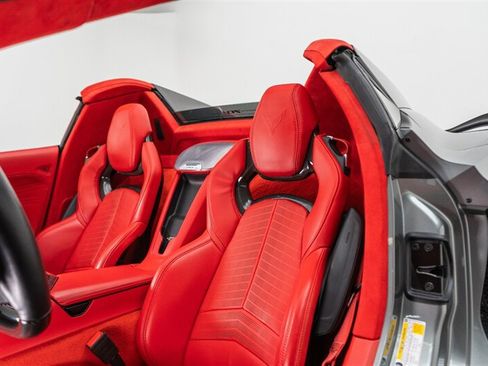 Used 2023 Chevrolet Corvette Z06 w/ Z07 Performance Package RWD image 39