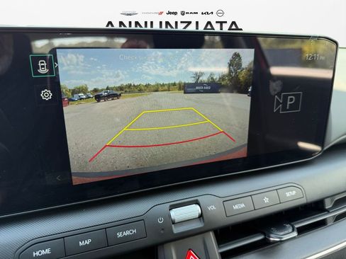 New 2025 Kia K4 LXS FWD image 23