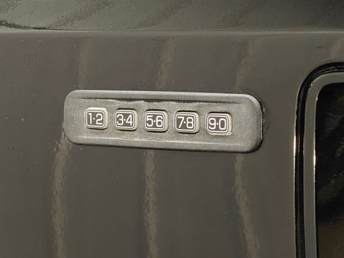 Used 2016 Ford F250 Lariat w/ Lariat Ultimate Package AWD/4WD image 12