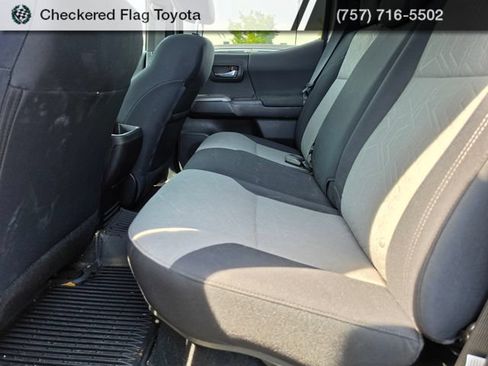 Used 2023 Toyota Tacoma TRD Off-Road w/ Technology Package AWD/4WD image 20