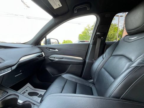 Used 2023 Cadillac XT4 Premium Luxury FWD image 26