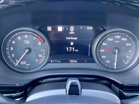 Used 2025 Cadillac XT6 Premium Luxury w/ Technology Package image 24