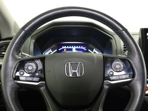 Used 2023 Honda Odyssey Elite image 17