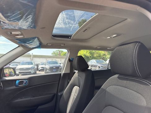 New 2025 Hyundai Venue SEL image 14