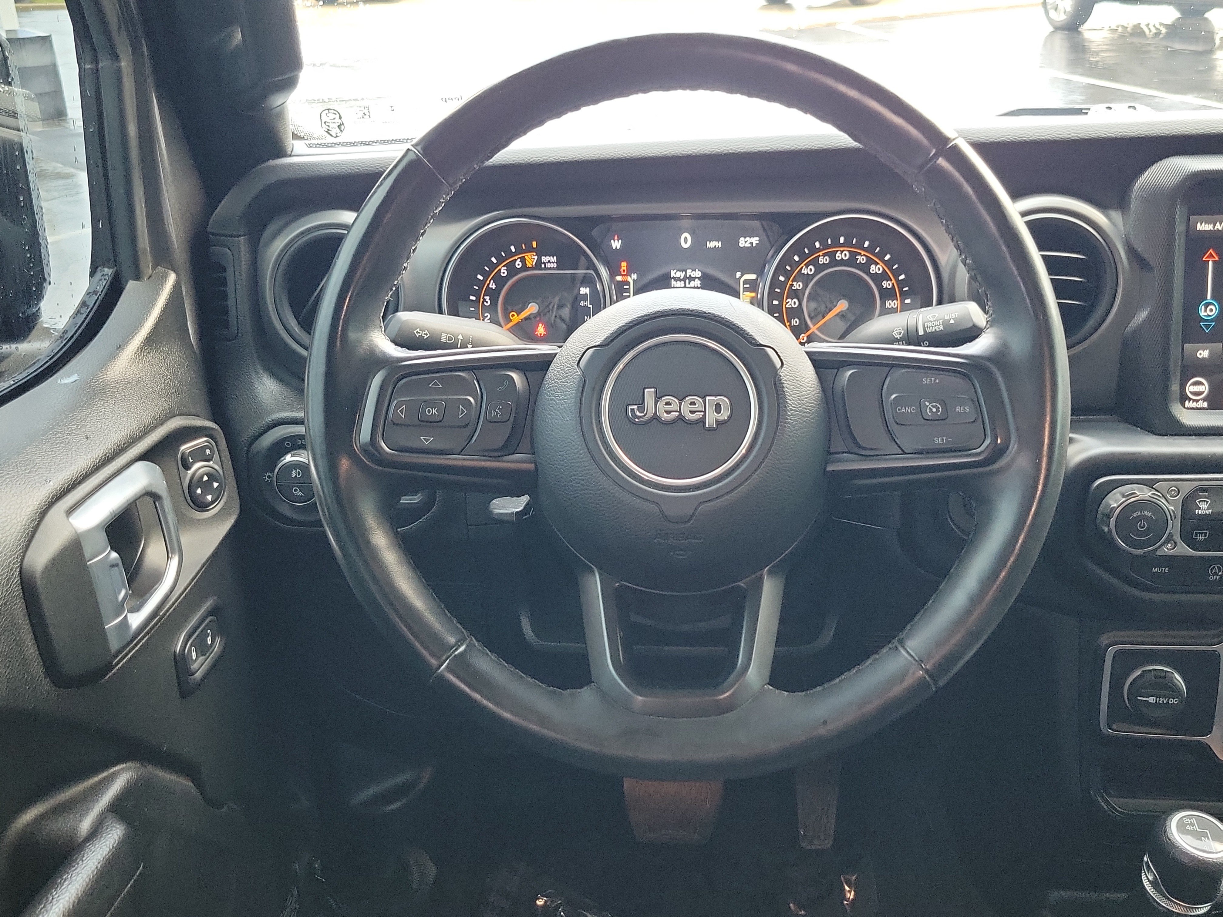 Used 2022 Jeep Gladiator Mojave AWD/4WD image 15