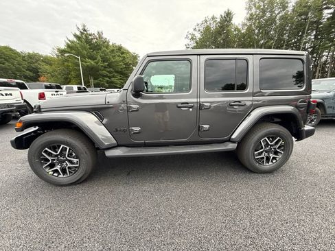 New 2027 Jeep Wrangler Unlimited Sahara AWD/4WD image 2