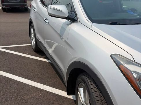 Used 2014 Hyundai Santa Fe Sport 2.0T w/ Navigation Package 06 FWD image 7
