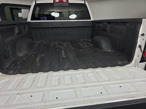 Used 2018 GMC Sierra 1500 SLT AWD/4WD image 32