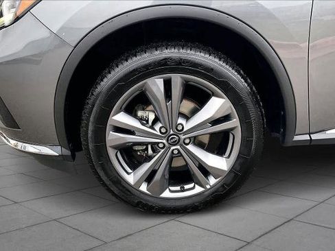Certified 2023 Nissan Murano Platinum image 11